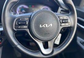 Kia Niro 1.6 GDi HYBRID 2 AUTO 36