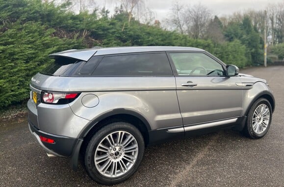 Land Rover Range Rover Evoque 2.2 SD4 PRESTIGE 3DR 5