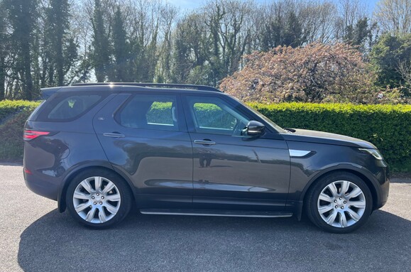 Land Rover Discovery 3.0 TD6 HSE LUXURY AUTO 6