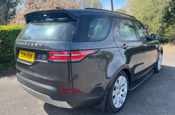 Land Rover Discovery 3.0 TD6 HSE LUXURY AUTO 8