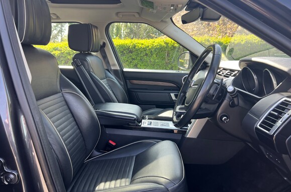 Land Rover Discovery 3.0 TD6 HSE LUXURY AUTO 15