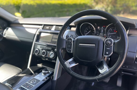 Land Rover Discovery 3.0 TD6 HSE LUXURY AUTO 16