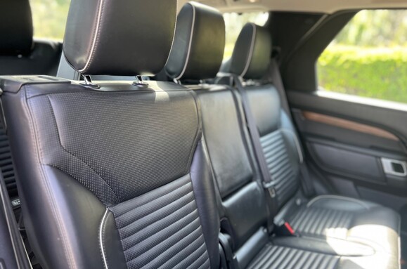 Land Rover Discovery 3.0 TD6 HSE LUXURY AUTO 23