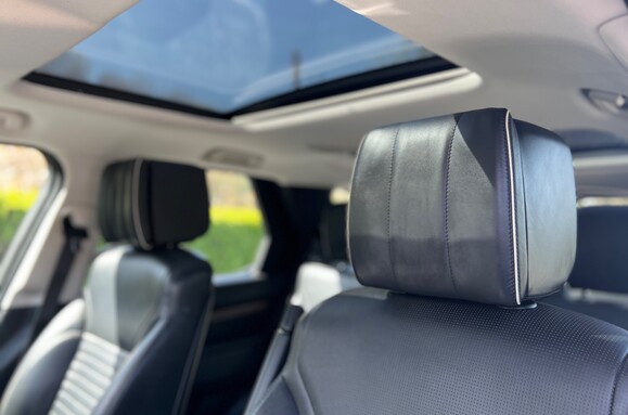 Land Rover Discovery 3.0 TD6 HSE LUXURY AUTO 29