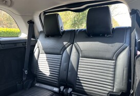 Land Rover Discovery 3.0 TD6 HSE LUXURY AUTO 38