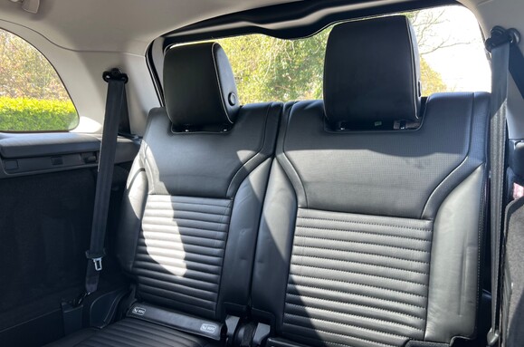Land Rover Discovery 3.0 TD6 HSE LUXURY AUTO 38