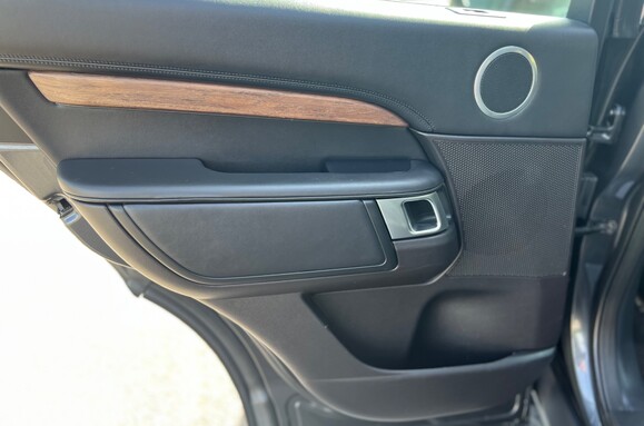 Land Rover Discovery 3.0 TD6 HSE LUXURY AUTO 41
