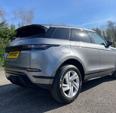 Land Rover Range Rover Evoque 2.0 D180 R-DYNAMIC S MHEV AUTO 3