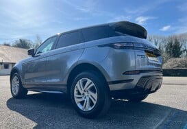 Land Rover Range Rover Evoque 2.0 D180 R-DYNAMIC S MHEV AUTO 9