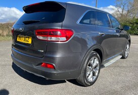 Kia Sorento 2.2 CRDI KX-4 ISG AUTO 7 SEATS 6