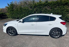Ford Focus ST-LINE 11