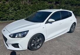 Ford Focus ST-LINE 12