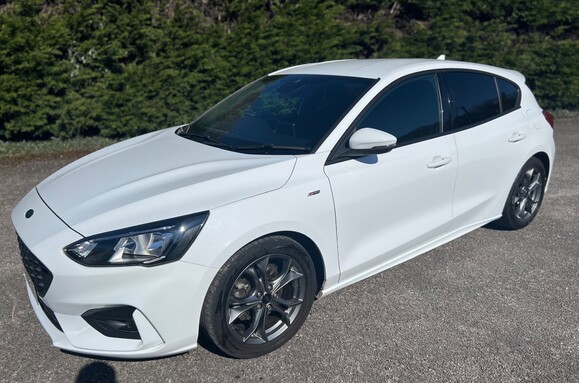 Ford Focus ST-LINE 12
