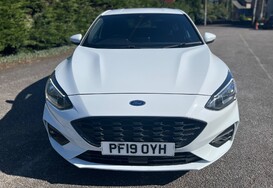 Ford Focus ST-LINE 13