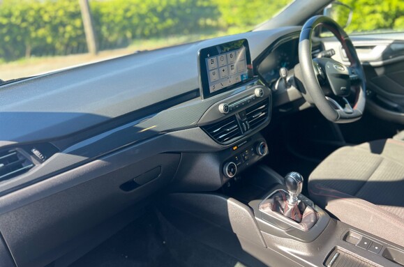 Ford Focus ST-LINE 28