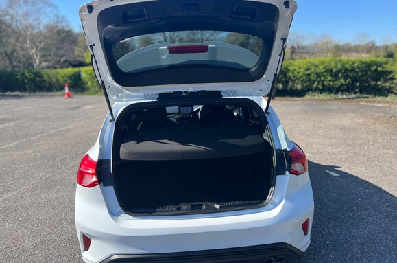 Ford Focus ST-LINE 39
