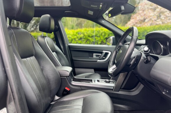 Land Rover Discovery Sport TD4 LANDMARK AUTO 7 SEATS PAN ROOF 16