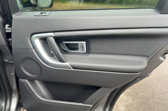 Land Rover Discovery Sport TD4 LANDMARK AUTO 7 SEATS PAN ROOF 22