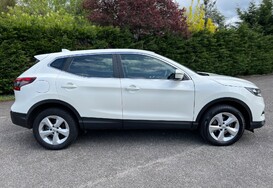 Nissan Qashqai 1.5 DCI ACENTA PREMIUM 5