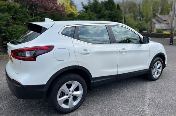Nissan Qashqai 1.5 DCI ACENTA PREMIUM 6