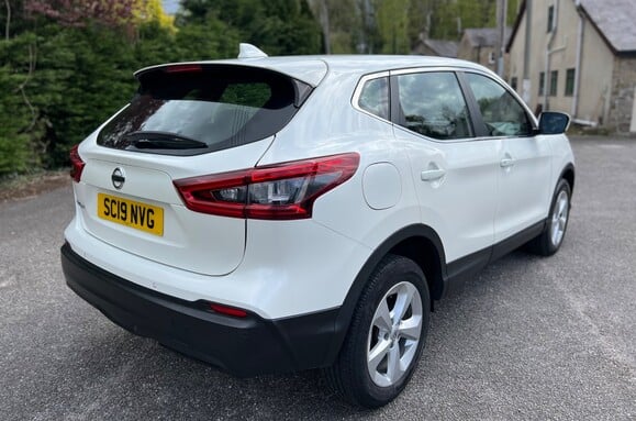 Nissan Qashqai 1.5 DCI ACENTA PREMIUM 7