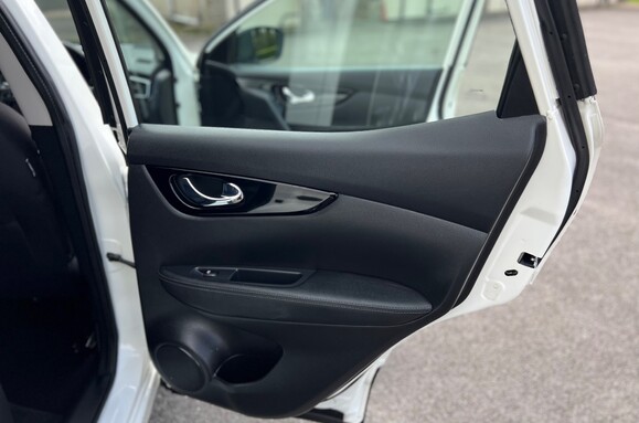 Nissan Qashqai 1.5 DCI ACENTA PREMIUM 25