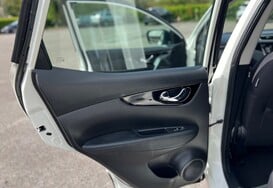 Nissan Qashqai 1.5 DCI ACENTA PREMIUM 29