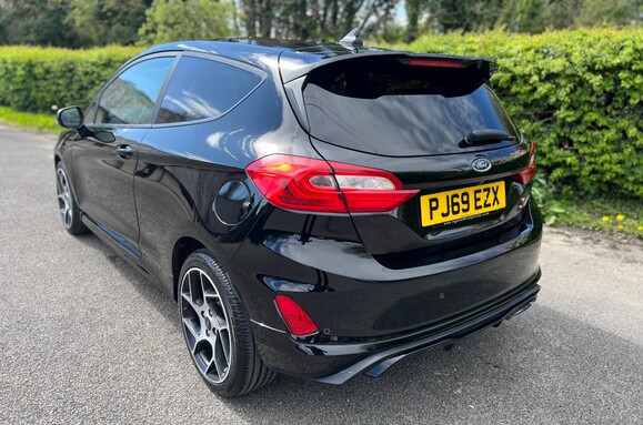 Ford Fiesta 1.5 ST-2 TURBO 12