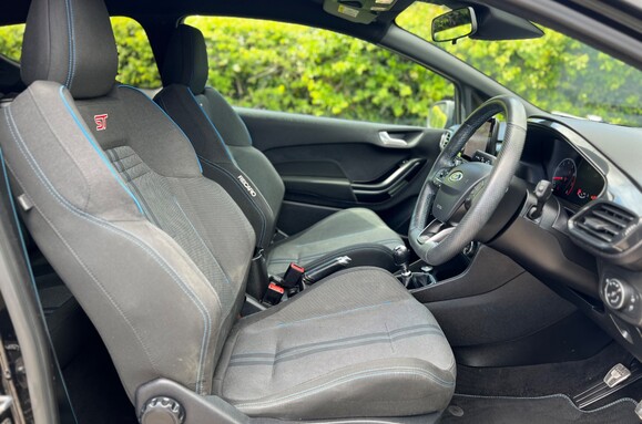 Ford Fiesta 1.5 ST-2 TURBO 16