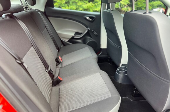 SEAT Ibiza 1.0 VISTA LOW INSURANCE £35 ROAD TAX 21