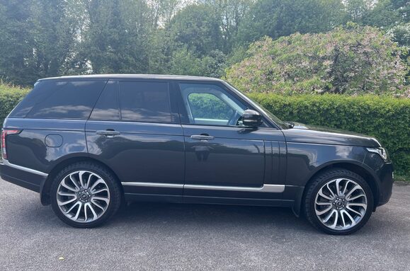 Land Rover Range Rover 4.4 SDV8 AUTOBIOGRAPHY AUTO 6