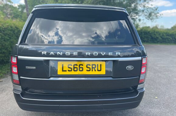 Land Rover Range Rover 4.4 SDV8 AUTOBIOGRAPHY AUTO 8