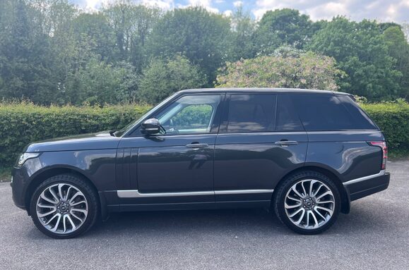 Land Rover Range Rover 4.4 SDV8 AUTOBIOGRAPHY AUTO 11