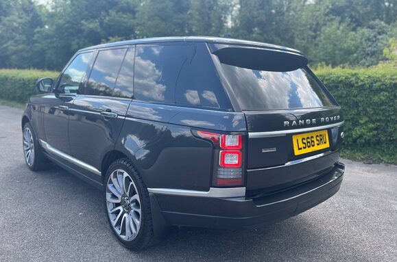 Land Rover Range Rover 4.4 SDV8 AUTOBIOGRAPHY AUTO 12