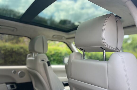 Land Rover Range Rover 4.4 SDV8 AUTOBIOGRAPHY AUTO 19
