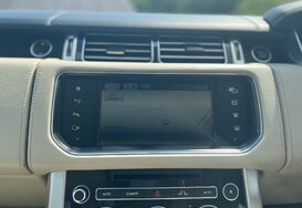 Land Rover Range Rover 4.4 SDV8 AUTOBIOGRAPHY AUTO 33
