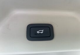 Land Rover Range Rover 4.4 SDV8 AUTOBIOGRAPHY AUTO 36
