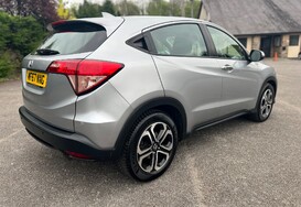 Honda HR-V 1.5 I-VTEC SE AUTO NAVIGATION 6