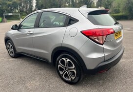 Honda HR-V 1.5 I-VTEC SE AUTO NAVIGATION 10