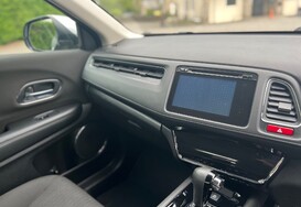 Honda HR-V 1.5 I-VTEC SE AUTO NAVIGATION 18