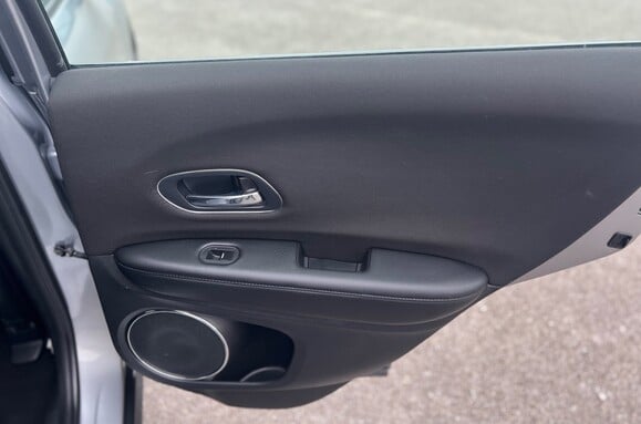 Honda HR-V 1.5 I-VTEC SE AUTO NAVIGATION 27