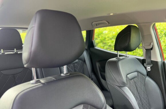 Renault Kadjar ICONIC 1.5 DCI 14