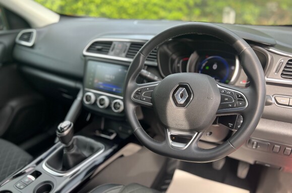 Renault Kadjar ICONIC 1.5 DCI 17