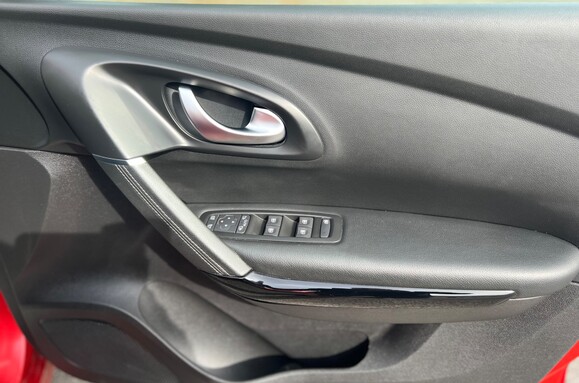 Renault Kadjar ICONIC 1.5 DCI 18