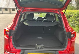 Renault Kadjar ICONIC 1.5 DCI 33