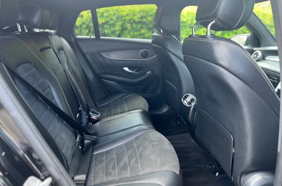 Mercedes-Benz GLC GLC 220 D 4MATIC AMG LINE AUTO 21