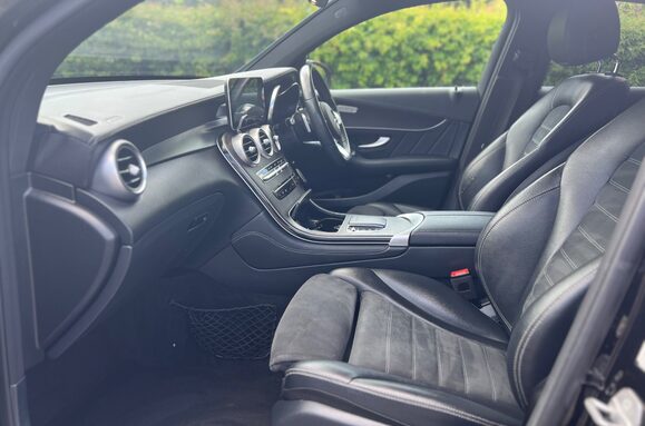 Mercedes-Benz GLC GLC 220 D 4MATIC AMG LINE AUTO 25