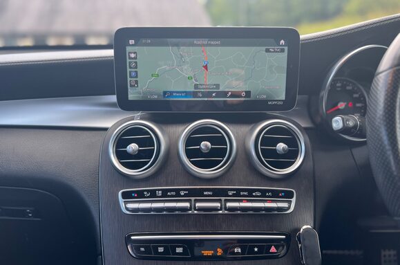 Mercedes-Benz GLC GLC 220 D 4MATIC AMG LINE AUTO 33