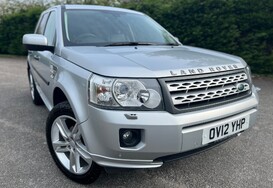 Land Rover Freelander 2.2 SD4 HSE AUTOMATIC 2