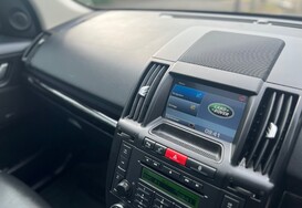 Land Rover Freelander 2.2 SD4 HSE AUTOMATIC 23